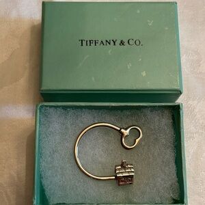 Tiffany & Co. Silver Key Ring with House Charm- authentic- 925 stamp-  🎁